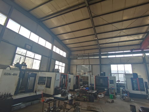 東環(huán)路機械廠誠聘加工中心及車工，并開展照明設(shè)備批發(fā)業(yè)務(wù)